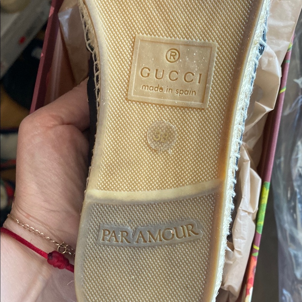 Gucci  espadrilles with stars and bees comes with floral box - Picture 8 of 9
